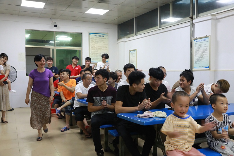 拉伸膜廠(chǎng)家